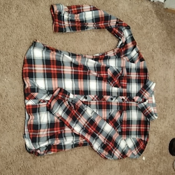 Flannel - Picture 1 of 3